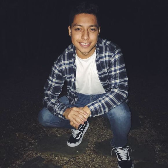 Meet your Posher, David - Picture 1 of 1